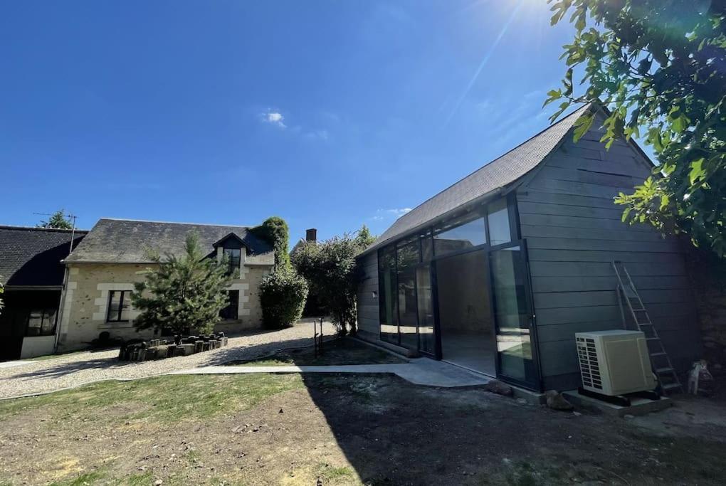Le Clos Du Tilleul Fabuleuse Propriete 15 A 30 Pers Piscine Au Coeur D'Un Charmant Village Thilouze Buitenkant foto