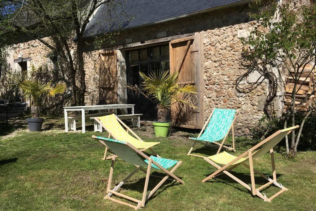 Le Clos Du Tilleul Fabuleuse Propriete 15 A 30 Pers Piscine Au Coeur D'Un Charmant Village Thilouze Buitenkant foto